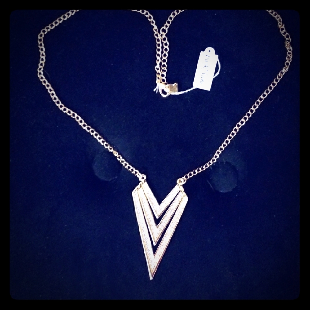 Park Lane long V gold necklace